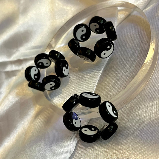 Micro Ying and Yang Fidget Ring