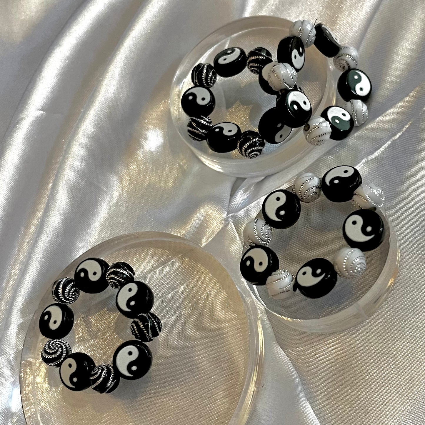 Yin and Yang Sparkle Fidget Ring